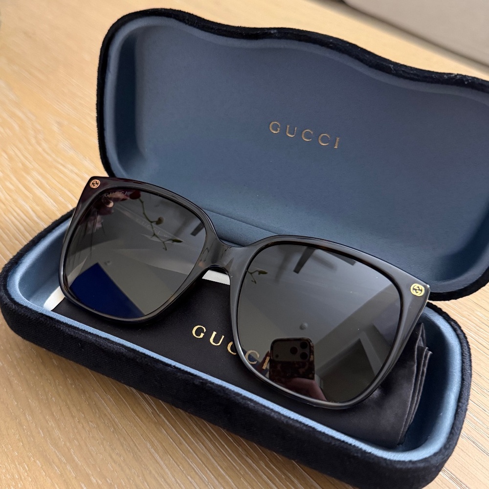 Gucci Oversized Glasses